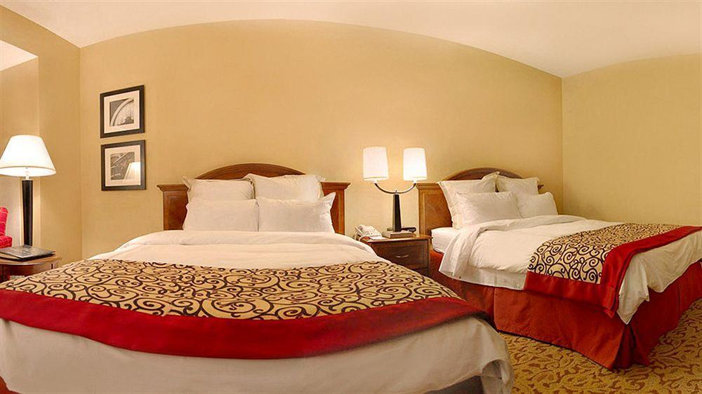 Rochester Marriott Mayo Clinic Area Экстерьер фото